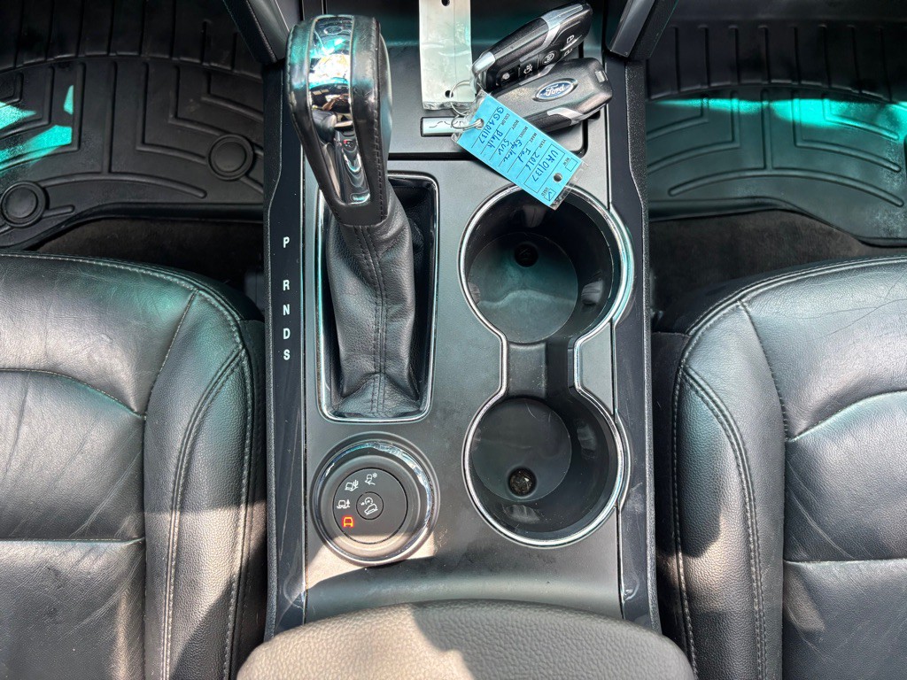 2016 Ford Explorer Image 30