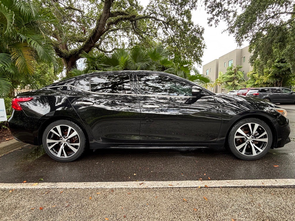 2018 Nissan Maxima Image 5