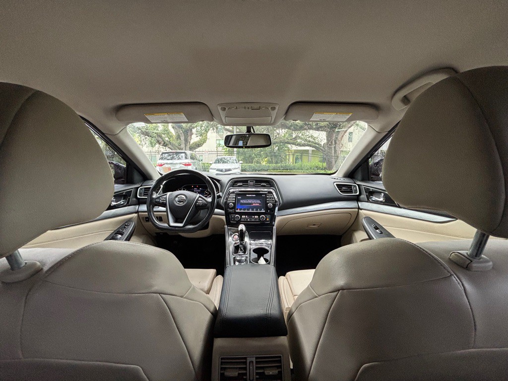2018 Nissan Maxima Image 14
