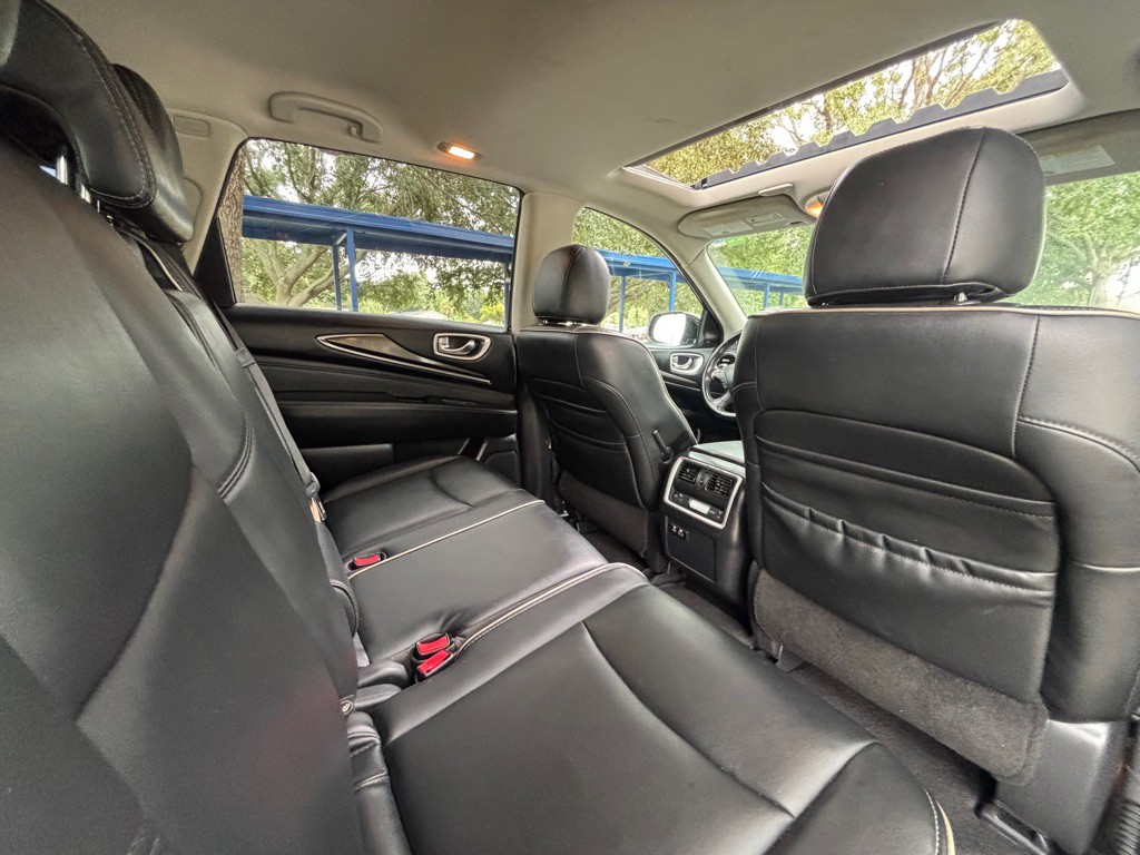2019 INFINITI QX60 Image 17