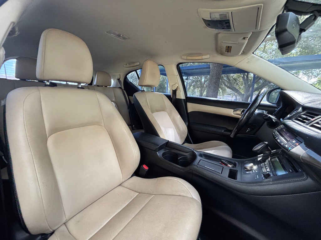 2016 Lexus CT Image 15