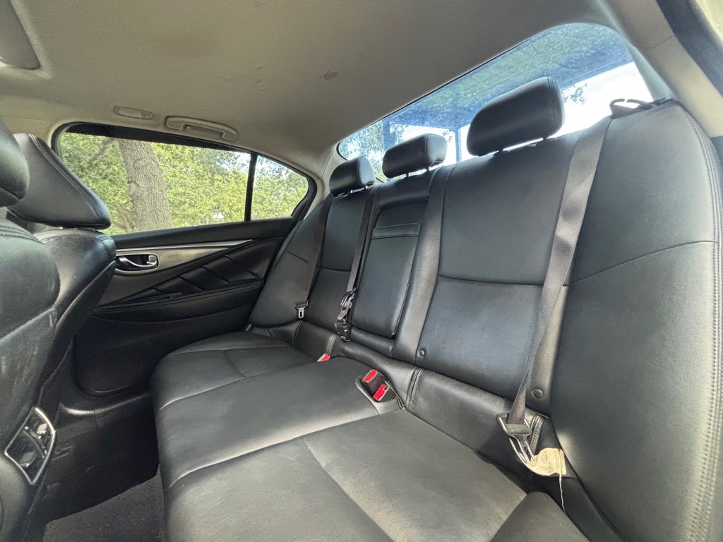 2017 INFINITI Q50 Image 12