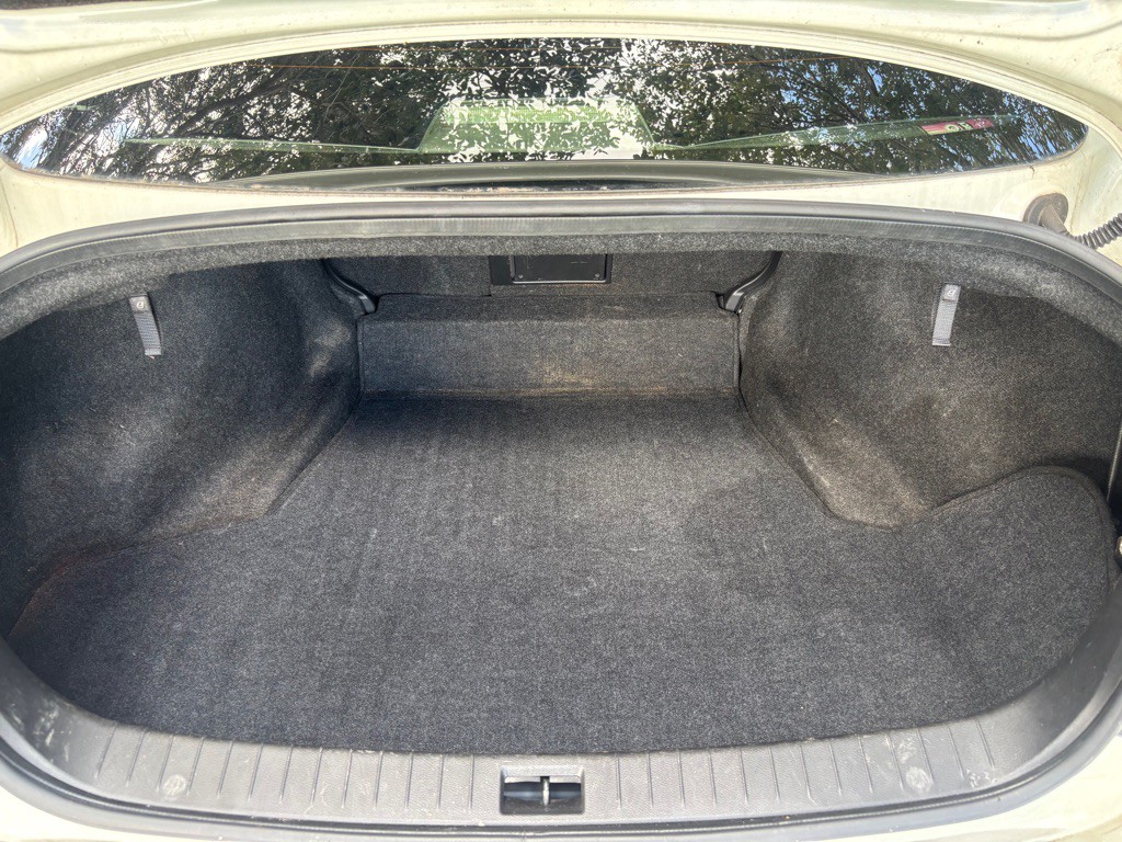 2017 INFINITI Q50 Image 27