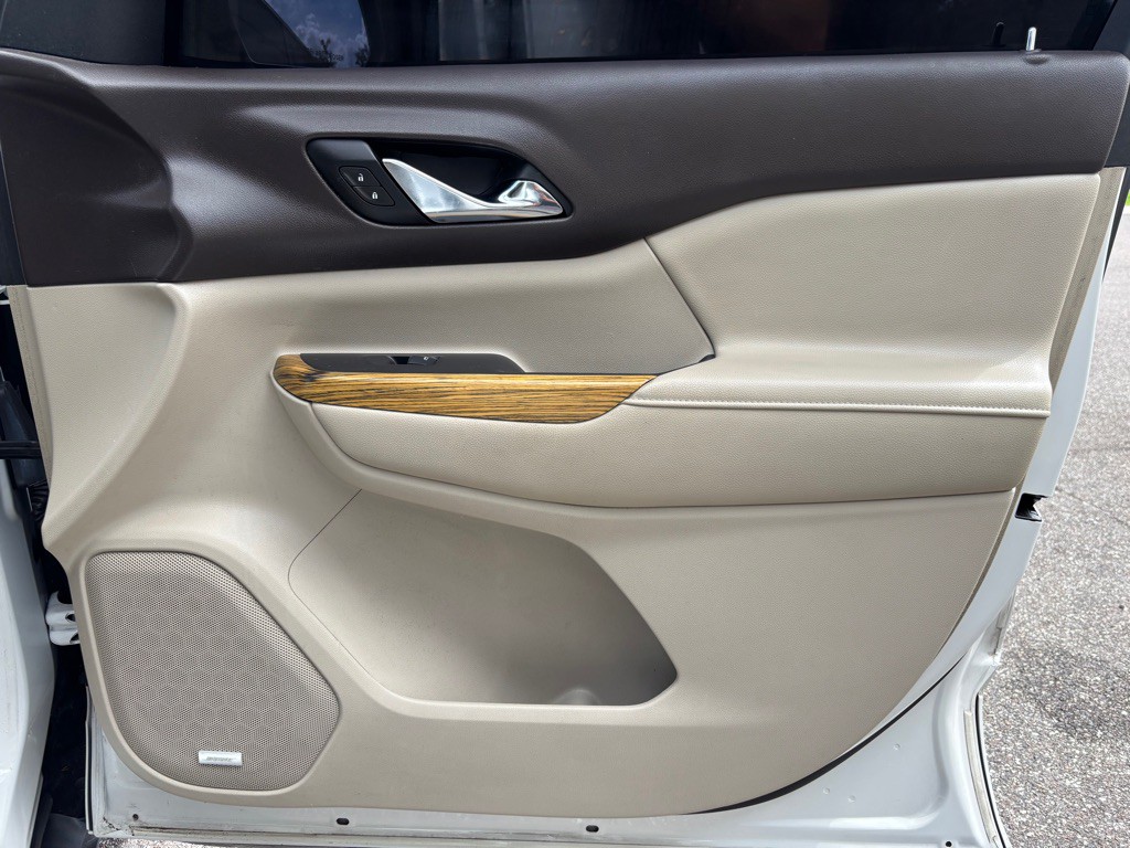 2017 GMC Acadia Image 15