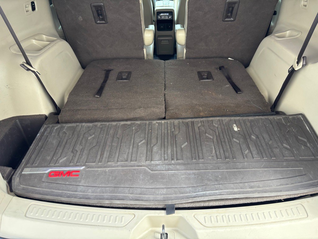 2017 GMC Acadia Image 31