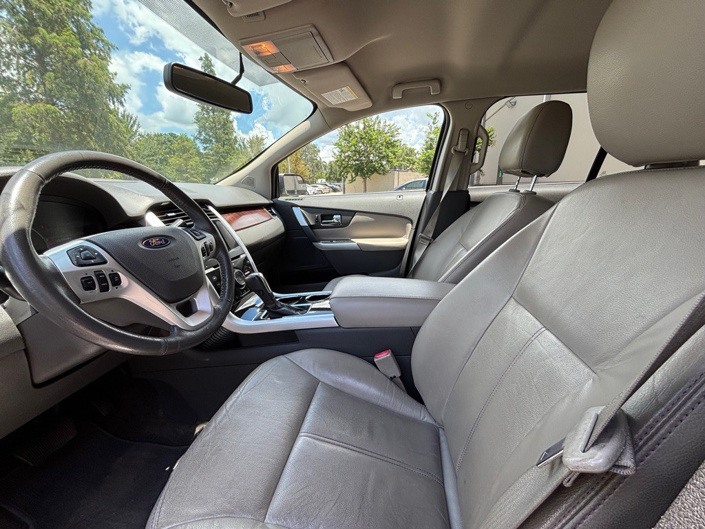 2013 Ford Edge Image 10