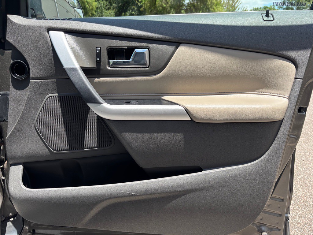 2013 Ford Edge Image 15