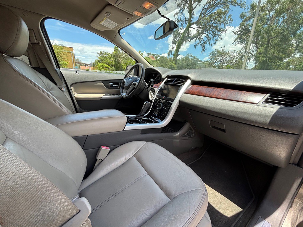 2013 Ford Edge Image 16