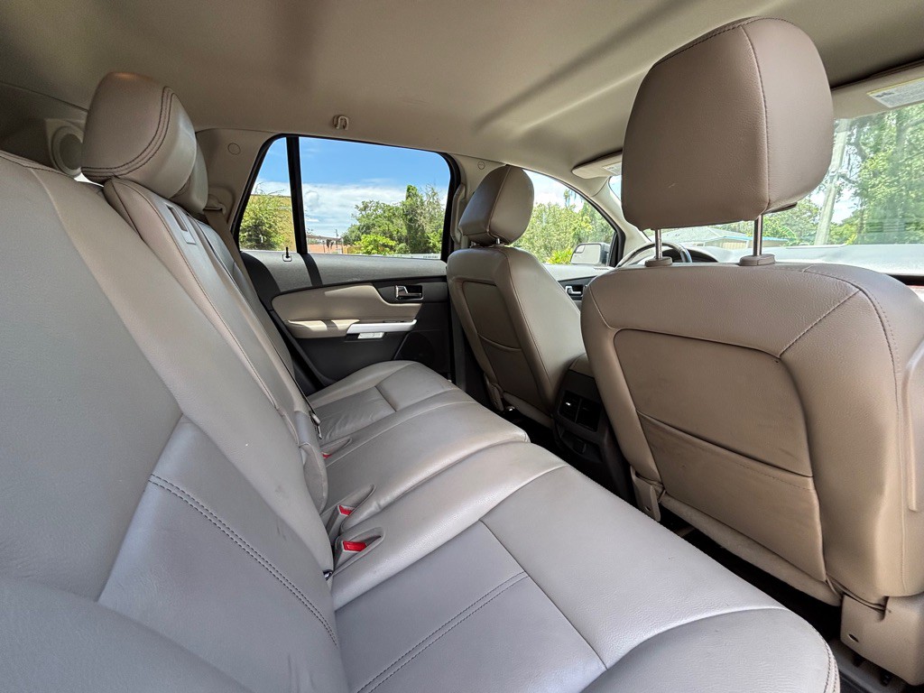 2013 Ford Edge Image 19