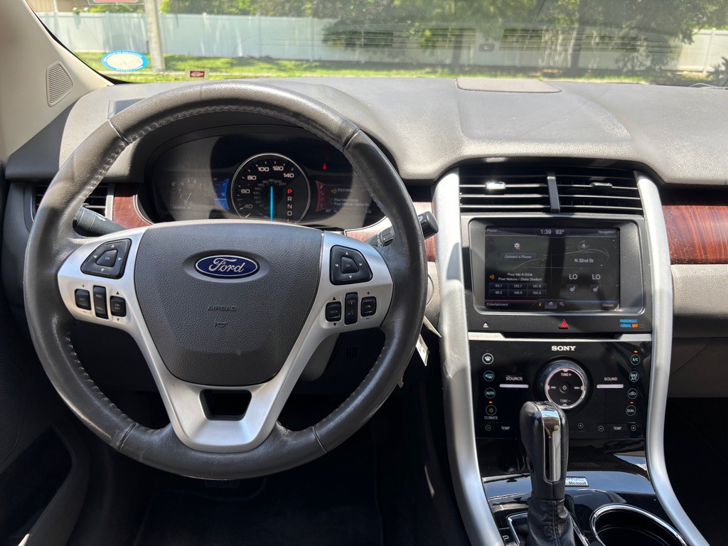 2013 Ford Edge Image 24