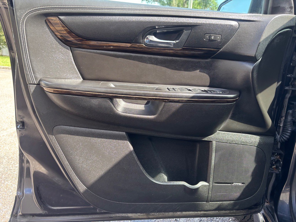 2016 GMC Acadia Image 7