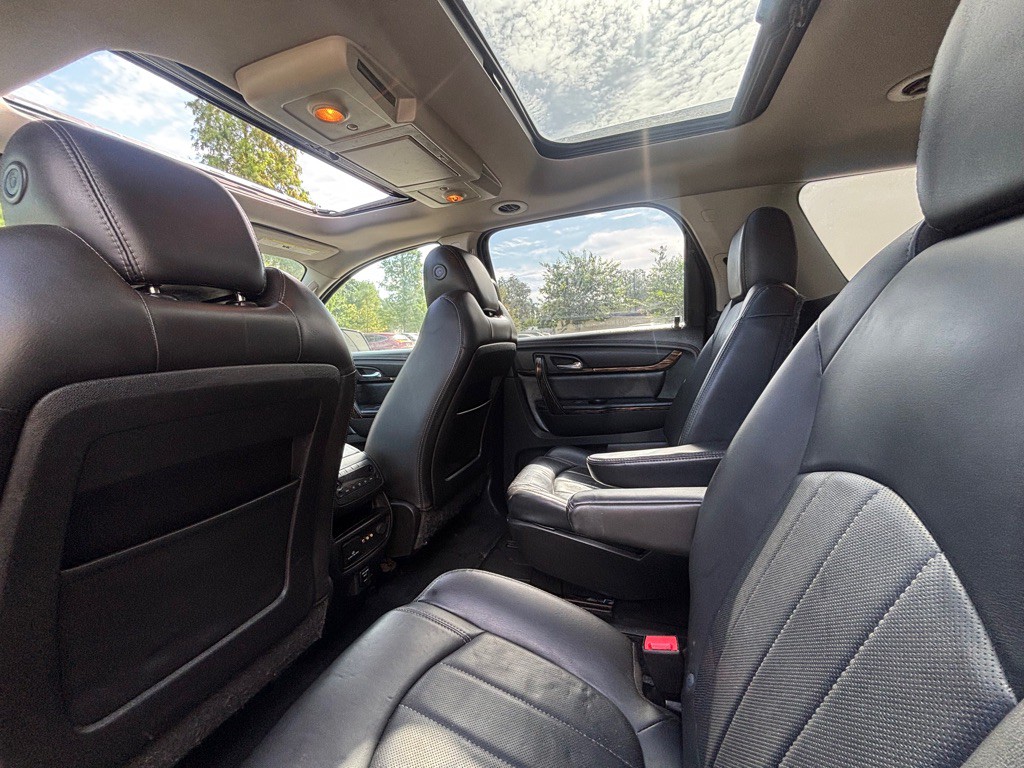 2016 GMC Acadia Image 11