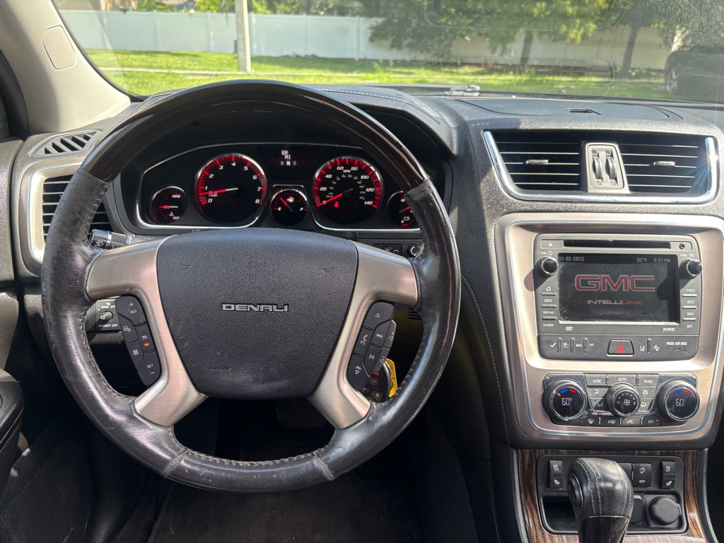 2016 GMC Acadia Image 23