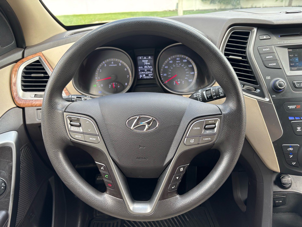 2015 Hyundai Santa Fe Sport Image 24