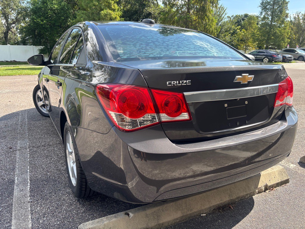 2016 Chevrolet Cruze Image 3