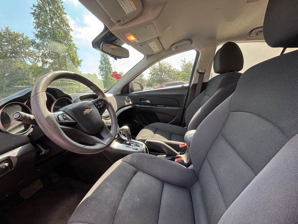 2016 Chevrolet Cruze Image 8