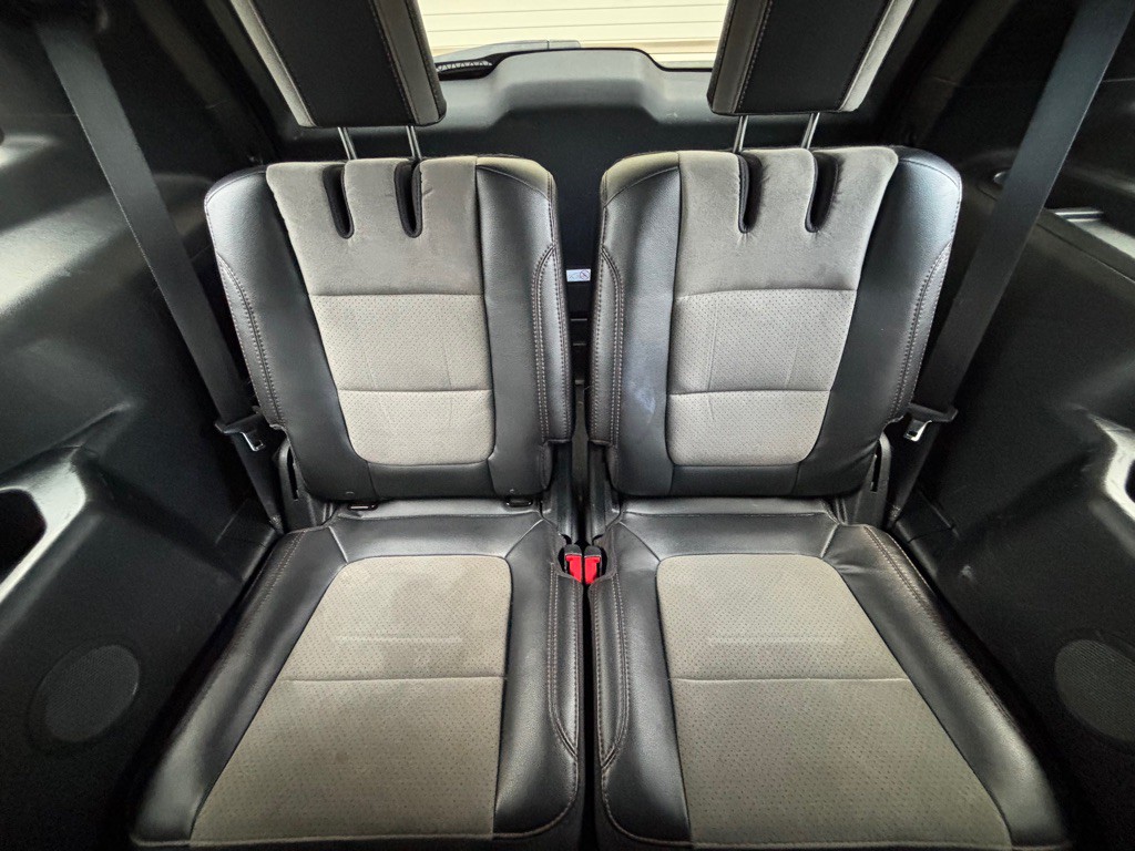 2017 Ford Explorer Image 24