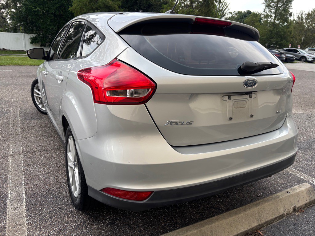 2017 Ford Focus Image 3