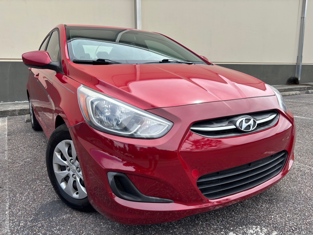 2017 Hyundai Accent Image 4