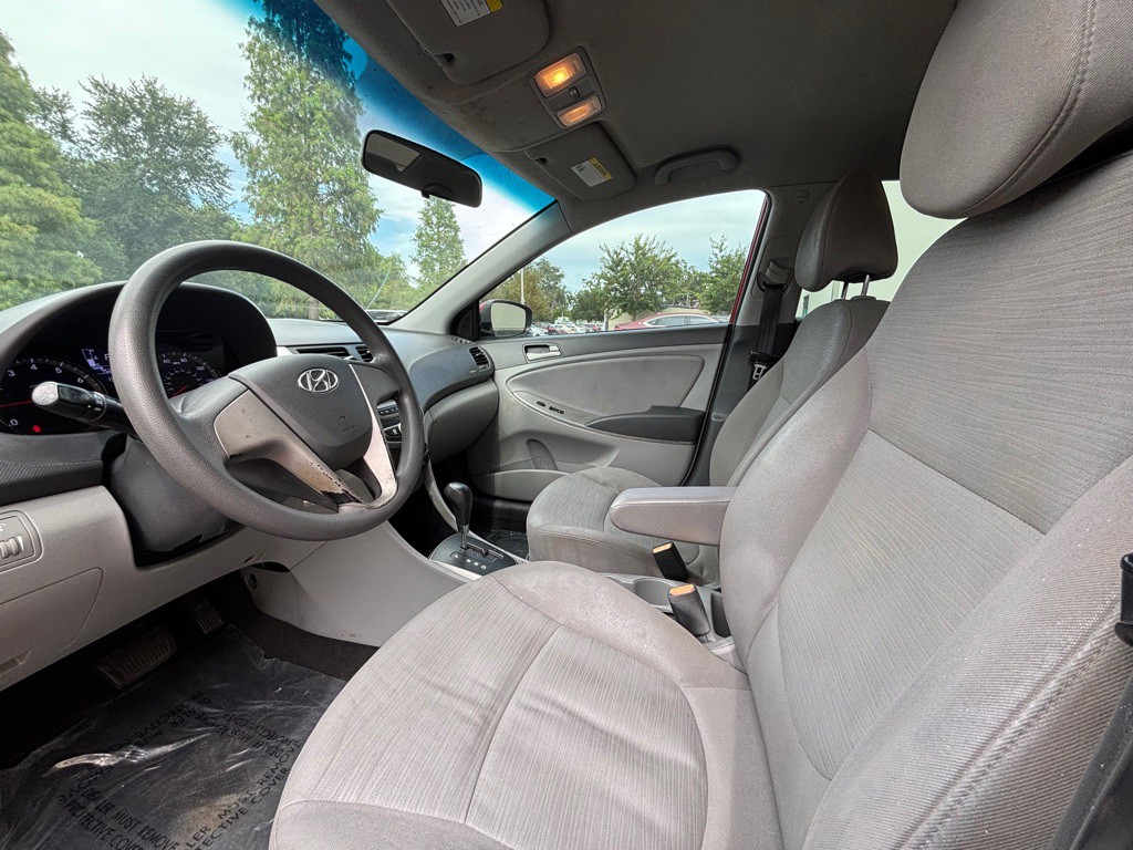 2017 Hyundai Accent Image 8