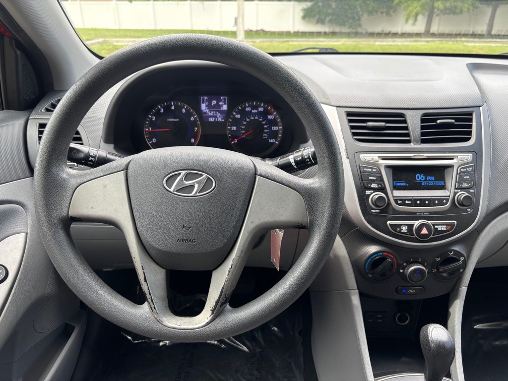 2017 Hyundai Accent Image 22