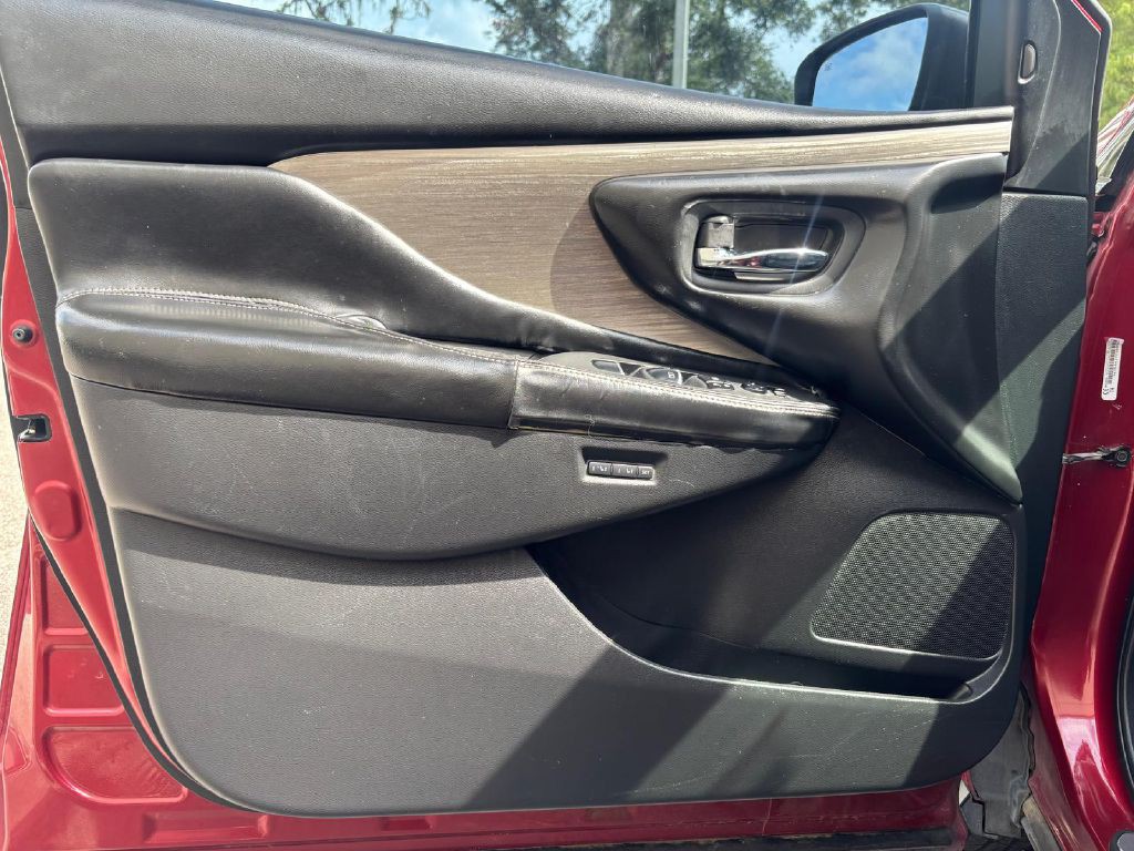 2017 Nissan Murano Image 21