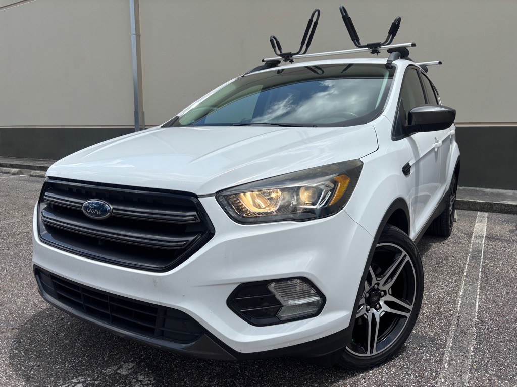 2019 Ford Escape Image 1