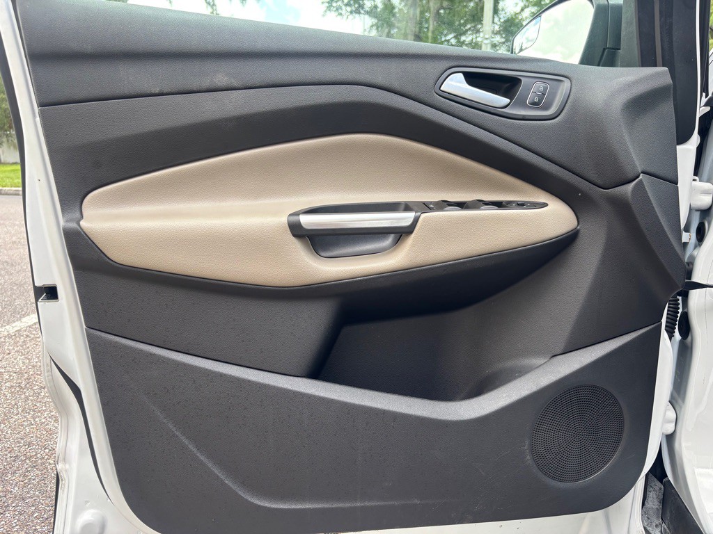 2019 Ford Escape Image 8