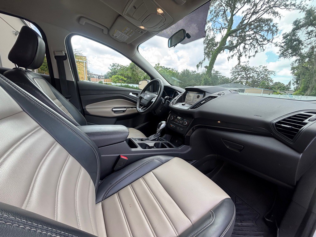 2019 Ford Escape Image 15