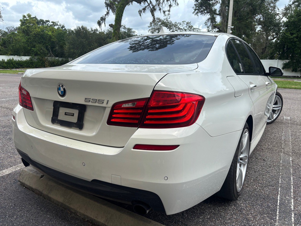 2014 BMW 5 Series Image 6