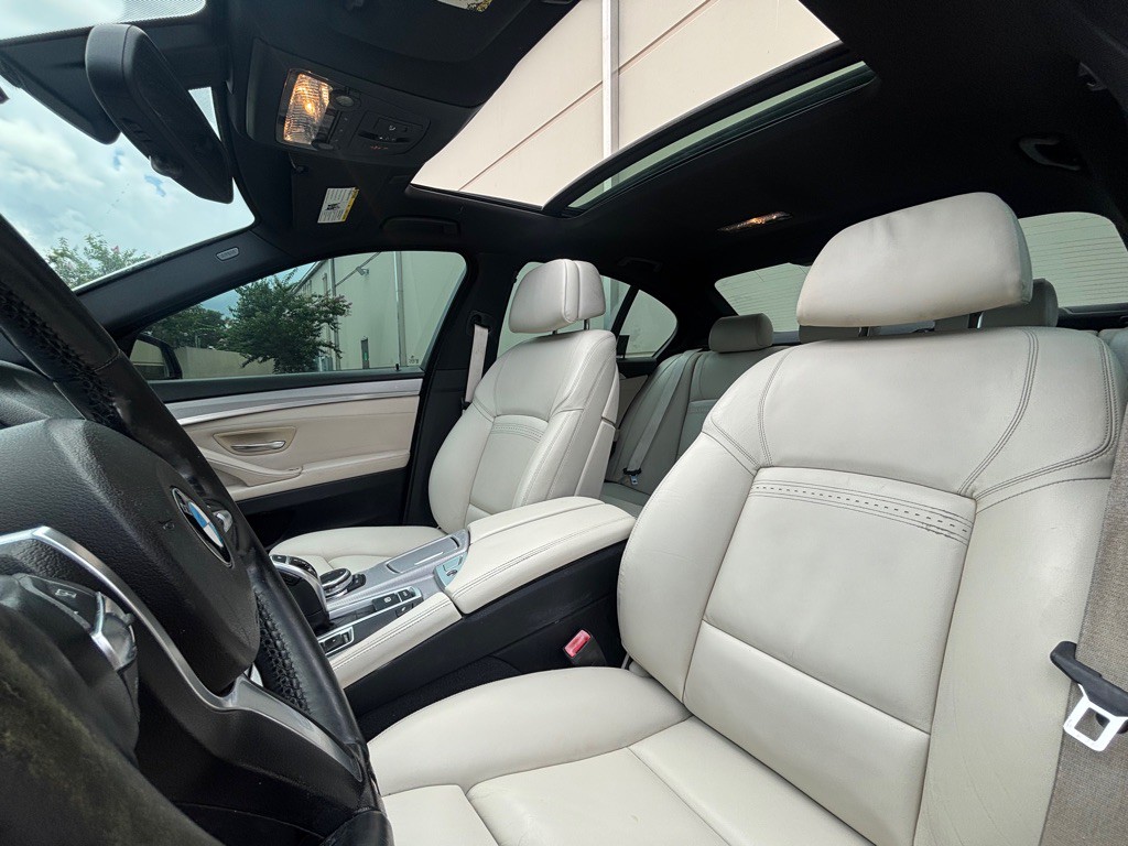 2014 BMW 5 Series Image 10