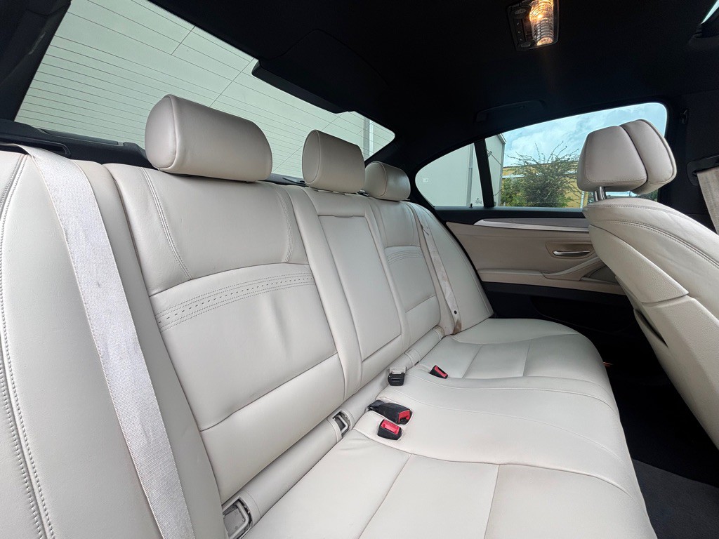 2014 BMW 5 Series Image 19