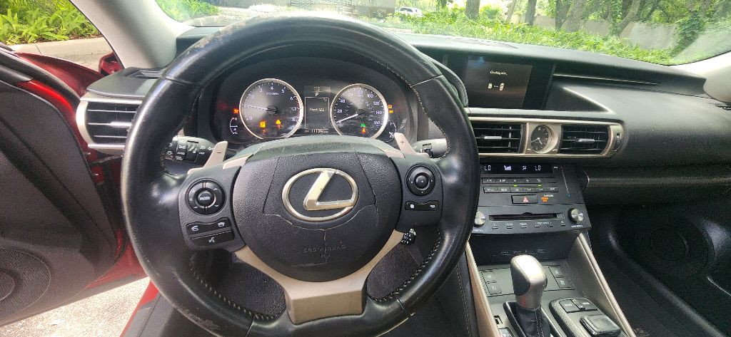 2015 Lexus IS Image 11