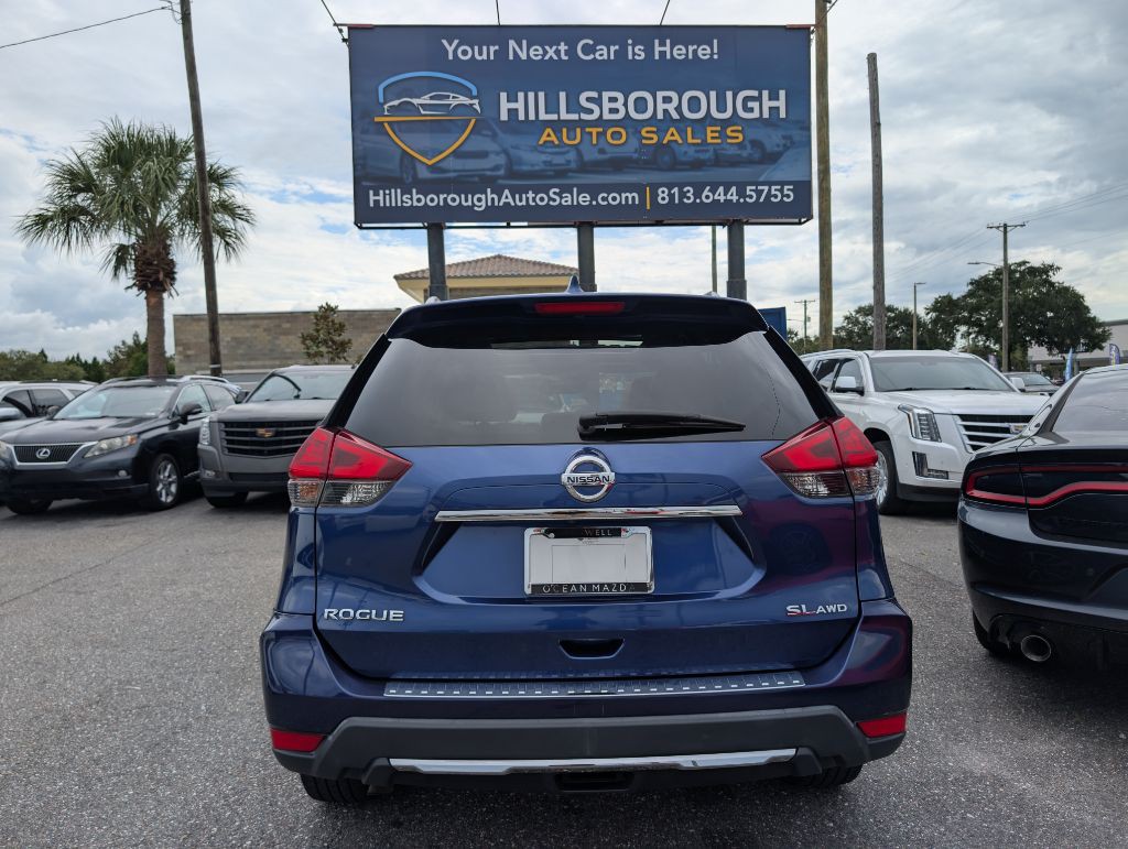 2017 Nissan Rogue Image 9