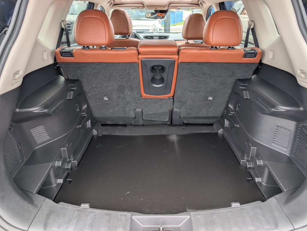 2017 Nissan Rogue Image 12