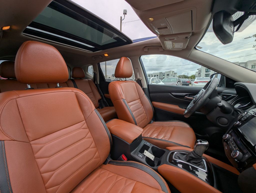 2017 Nissan Rogue Image 27