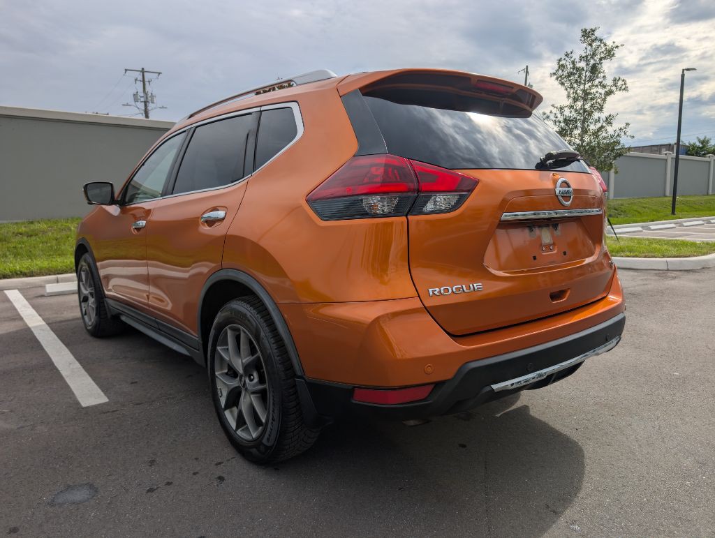 2019 Nissan Rogue Image 8