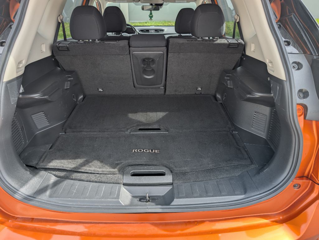 2019 Nissan Rogue Image 12