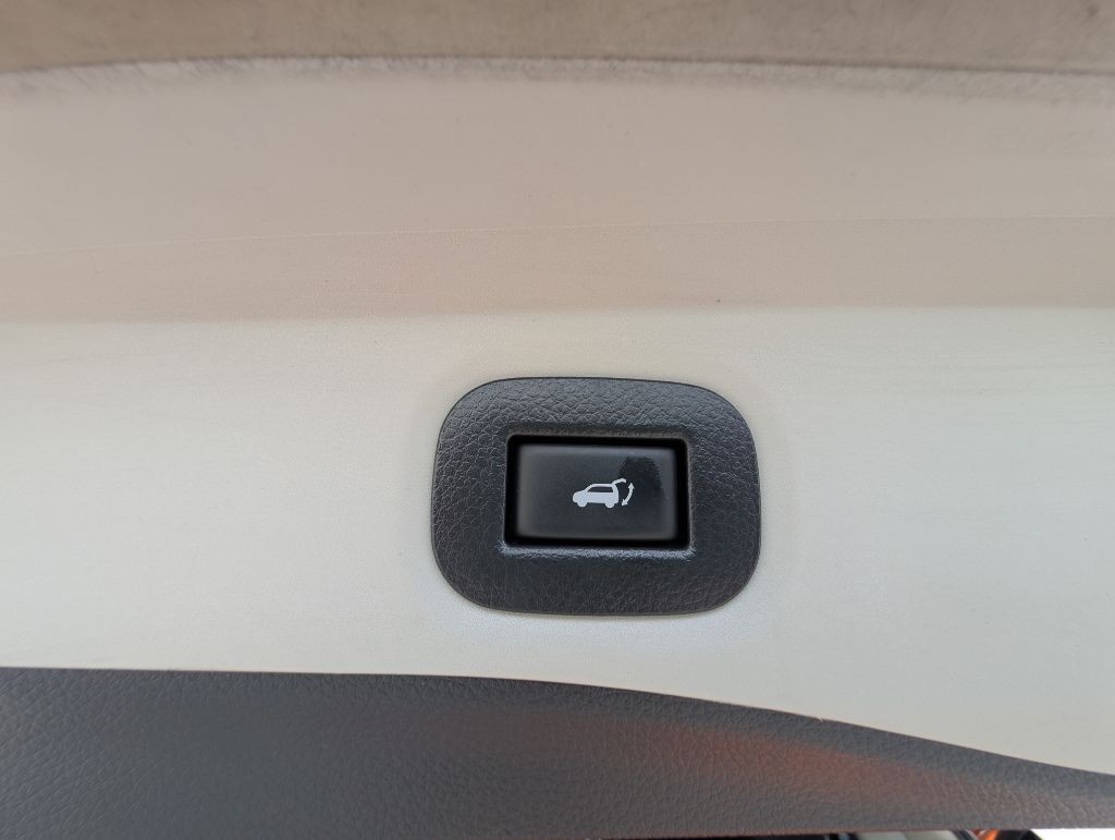 2019 Nissan Rogue Image 15