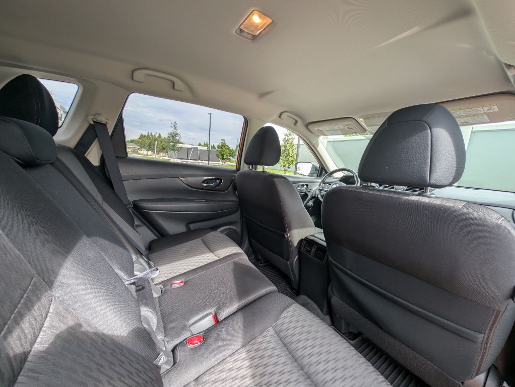 2019 Nissan Rogue Image 22
