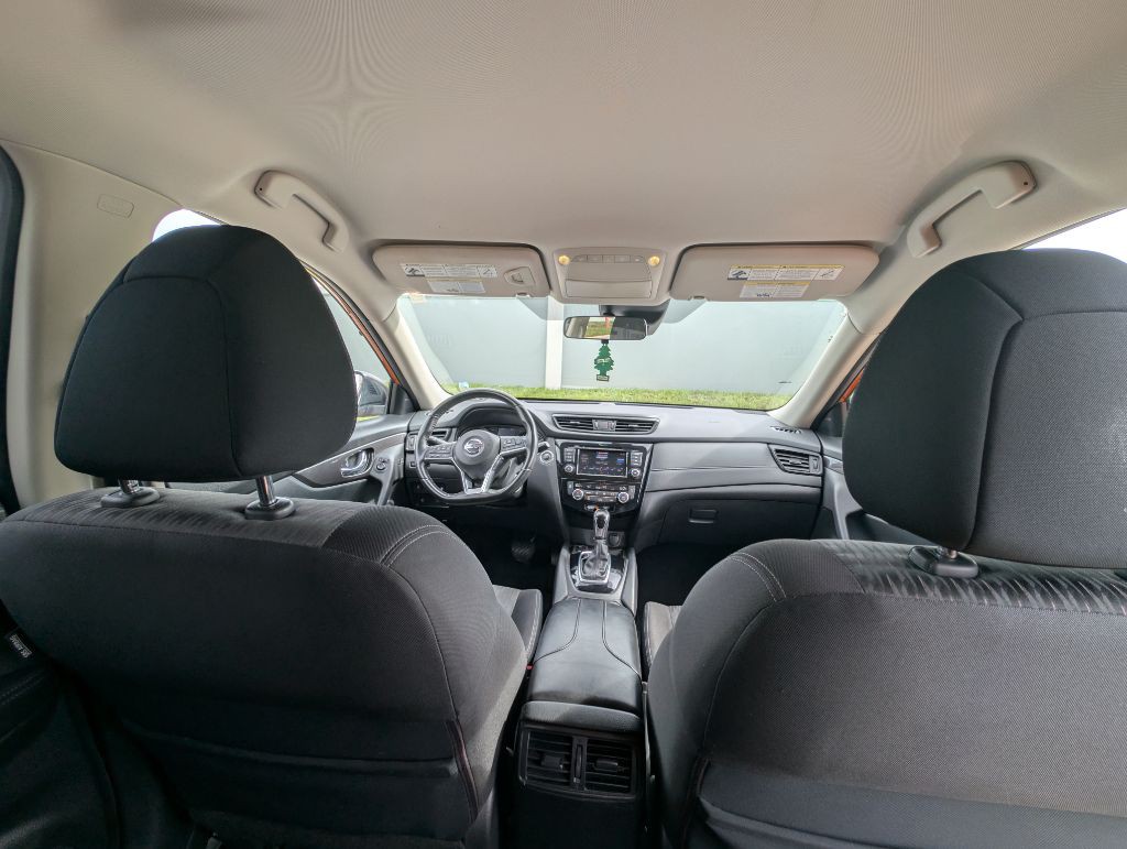 2019 Nissan Rogue Image 26