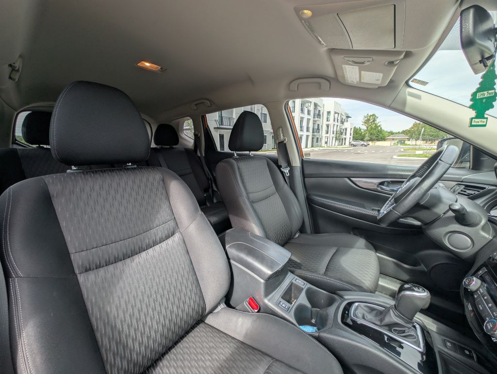 2019 Nissan Rogue Image 27