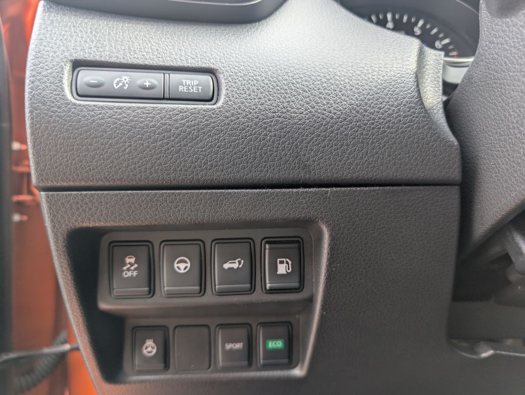 2019 Nissan Rogue Image 31