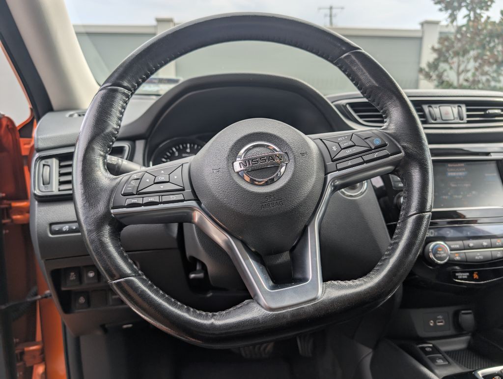 2019 Nissan Rogue Image 33