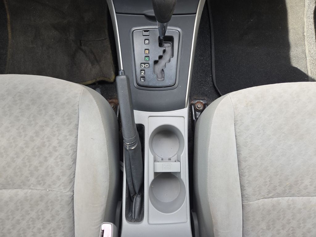 2009 Toyota Corolla Image 25