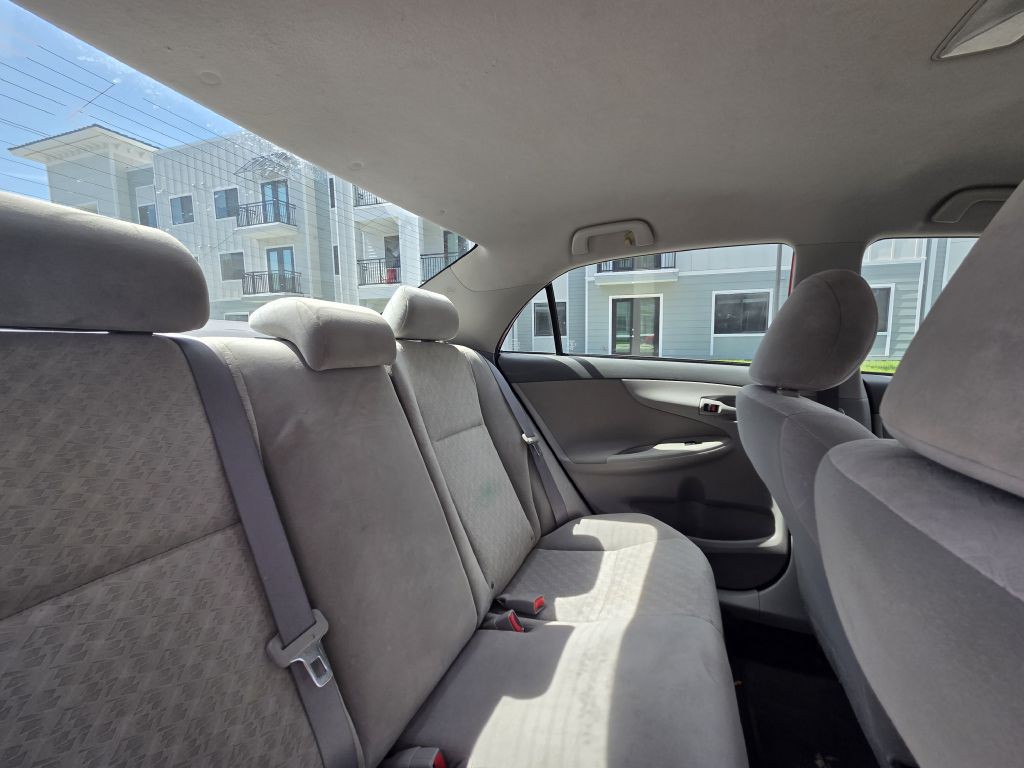 2009 Toyota Corolla Image 37