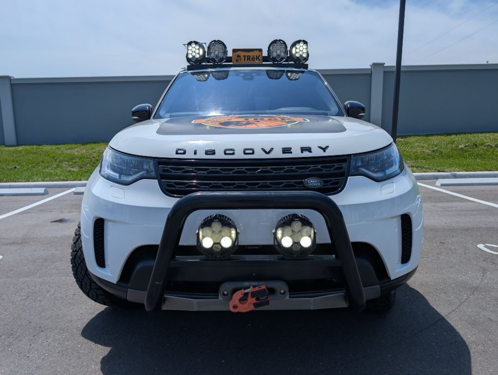 2019 Land Rover Discovery Image 3