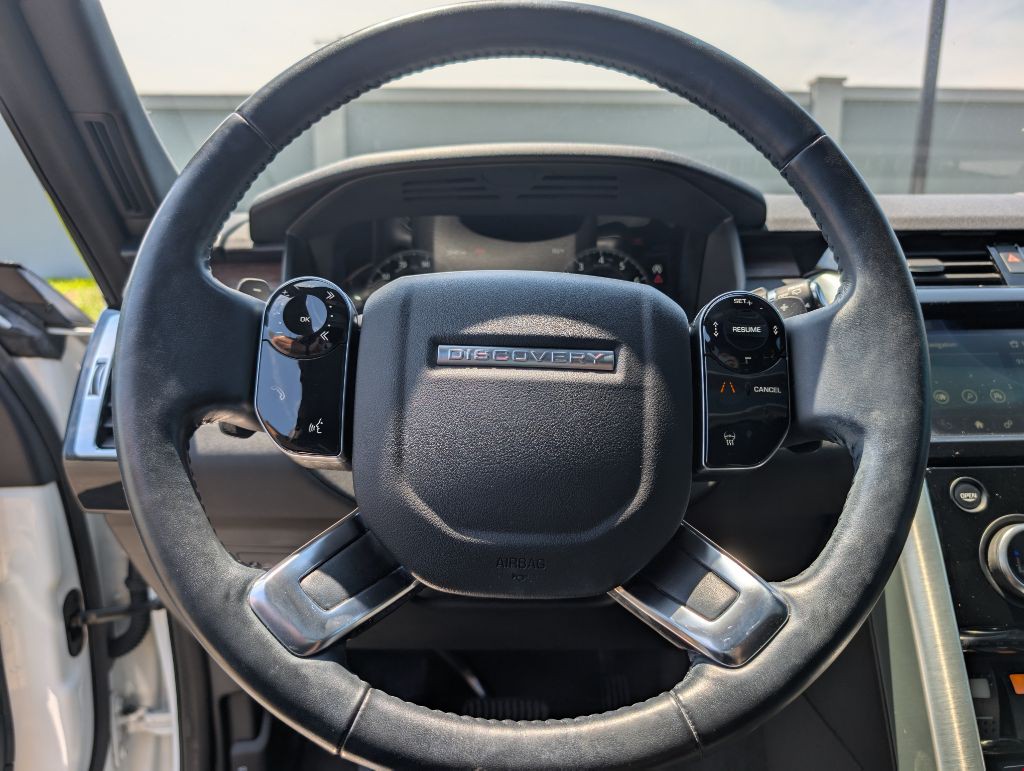 2019 Land Rover Discovery Image 21