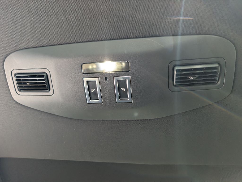 2019 Land Rover Discovery Image 35