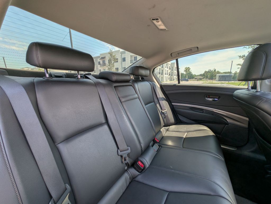2014 Acura RLX Image 18